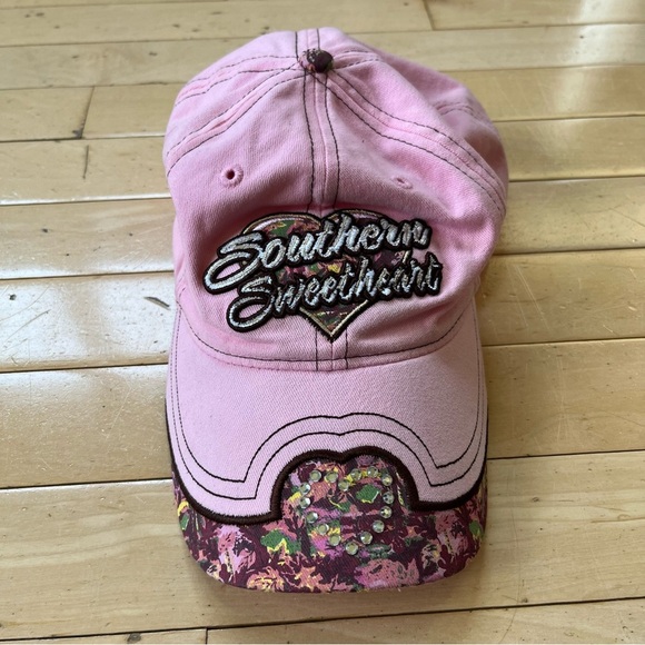 Southern Sweetheart Baseball Cap Women Adjusts Pink Heart Camouflage Camo Bling - Picture 1 of 9